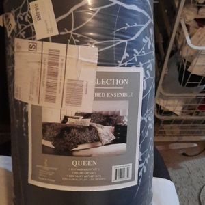 6 piece Comforter-in-A-Bag